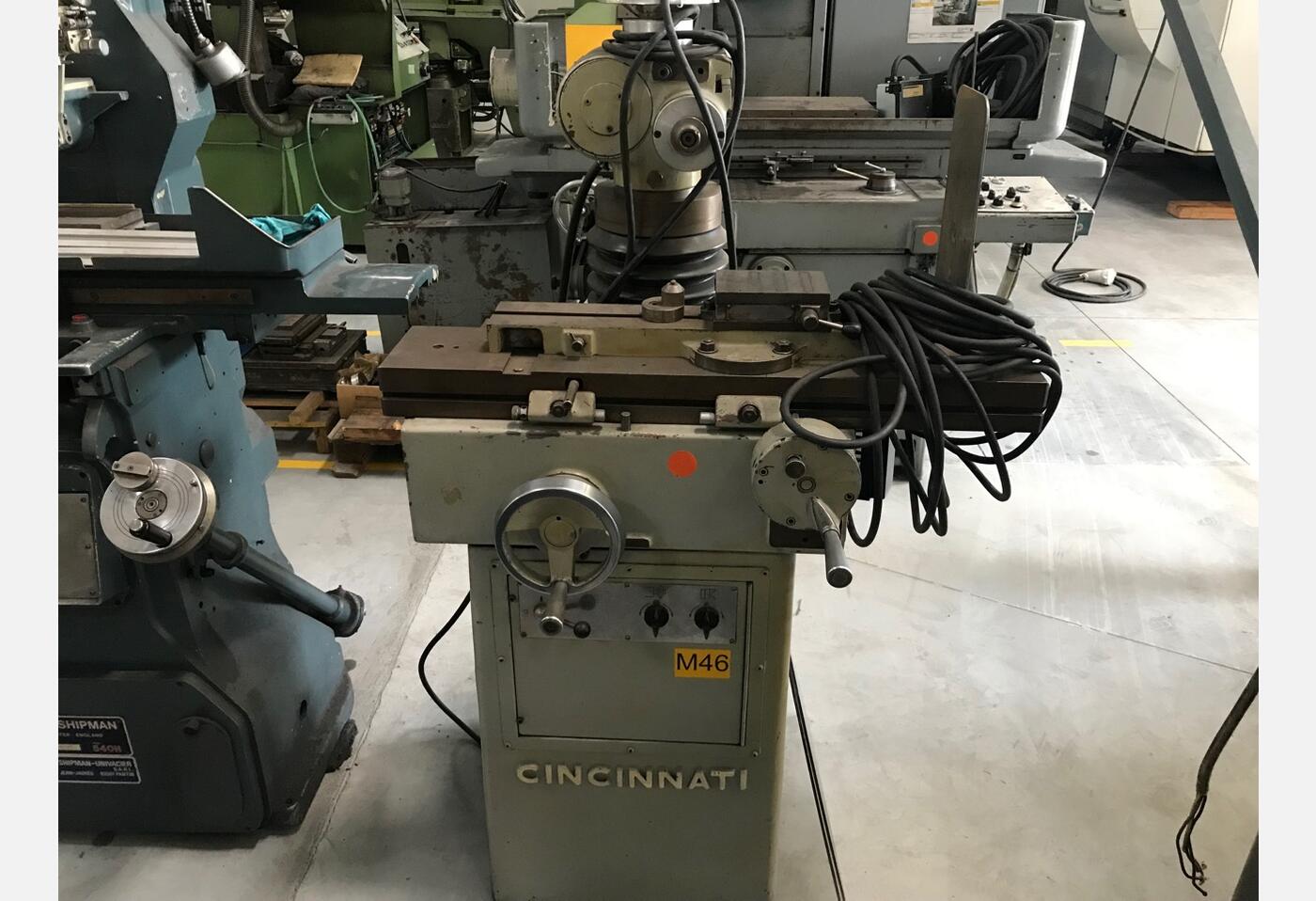 7164 MANUAL GRINDING MACHINE CINCINNATI