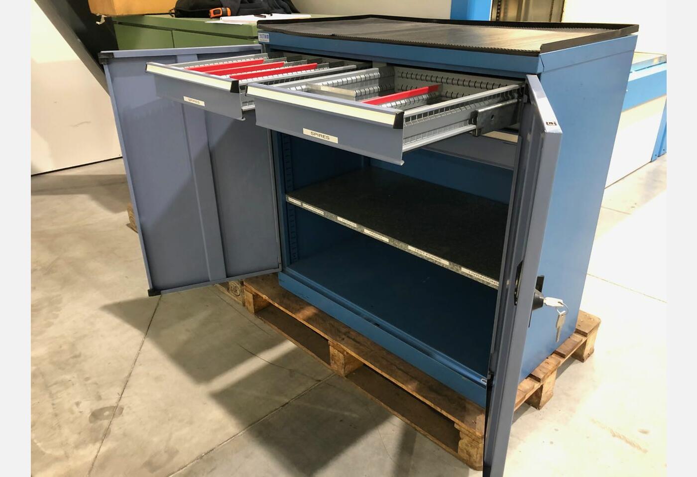 EX613 USED CABINET SETAM