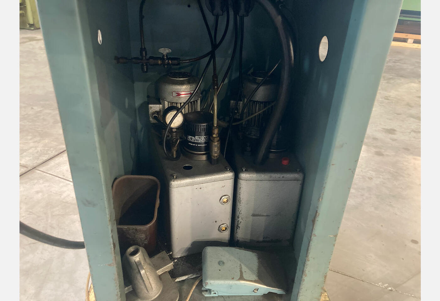 EX700 PIVOTEUSE STRAUSAK 70