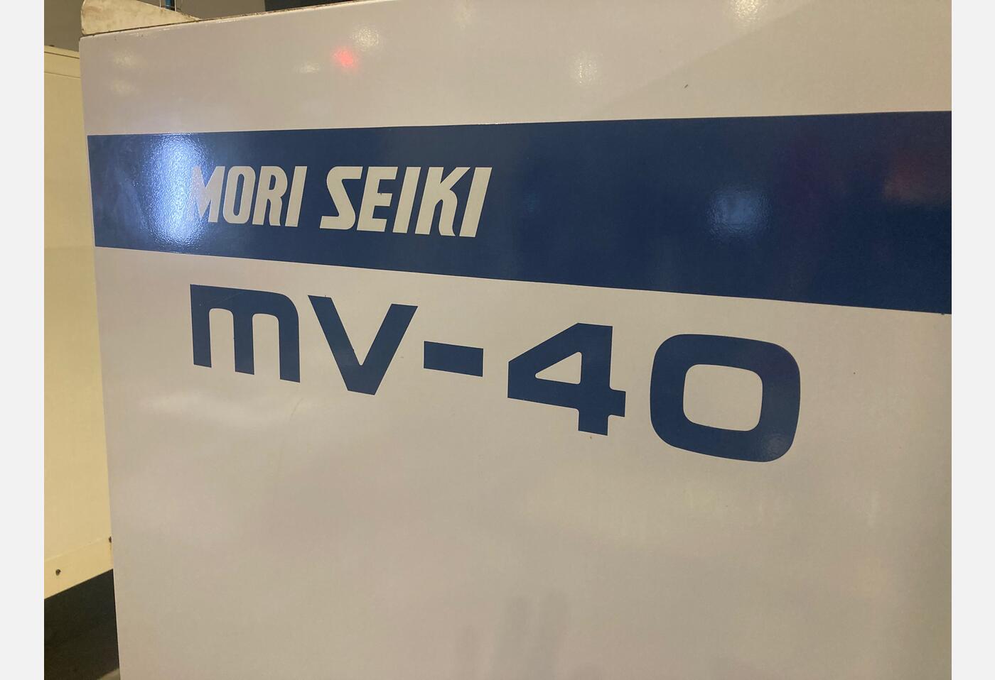 7468 MACHINING CENTER MORI SEIKI MV40