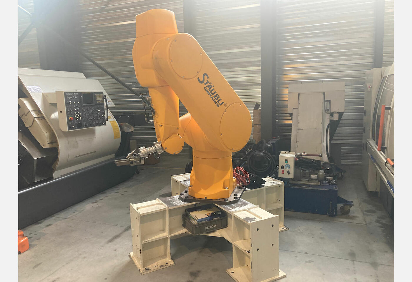 EX714 ROBOT STAUBLI RX170